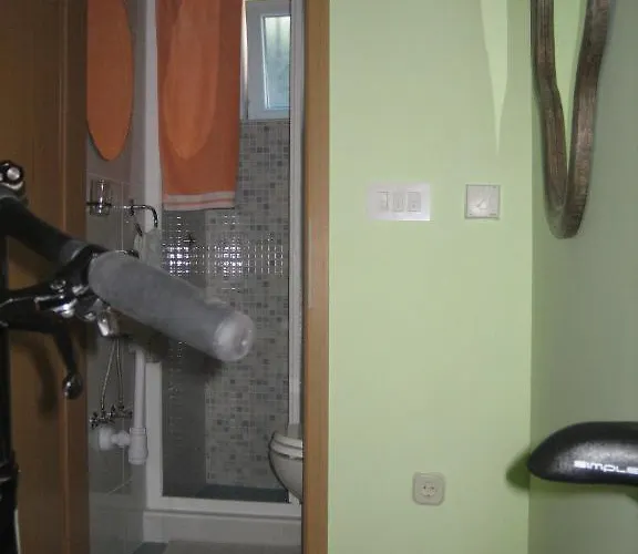 Split Central Guesthouse 3*