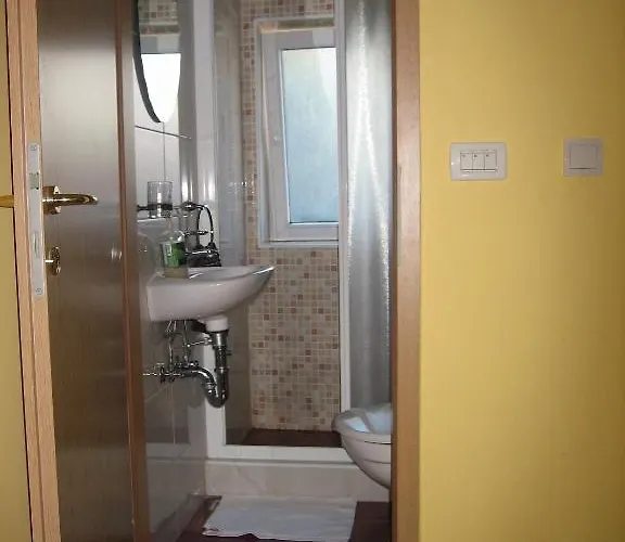 Split Central Guesthouse בית הארחה ספליט