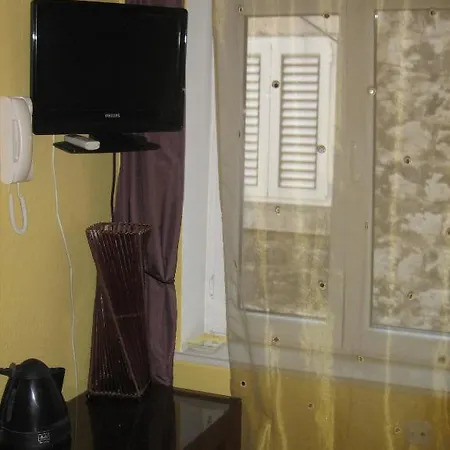 Split Central Guesthouse 스플리트