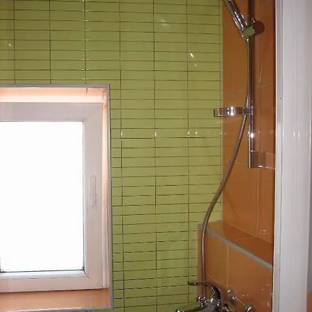 Split Central Guesthouse 게스트하우스