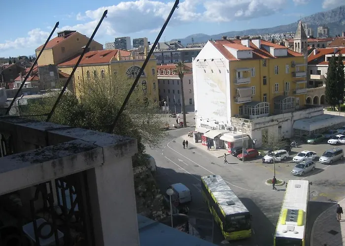 斯普利特中央旅馆 3*