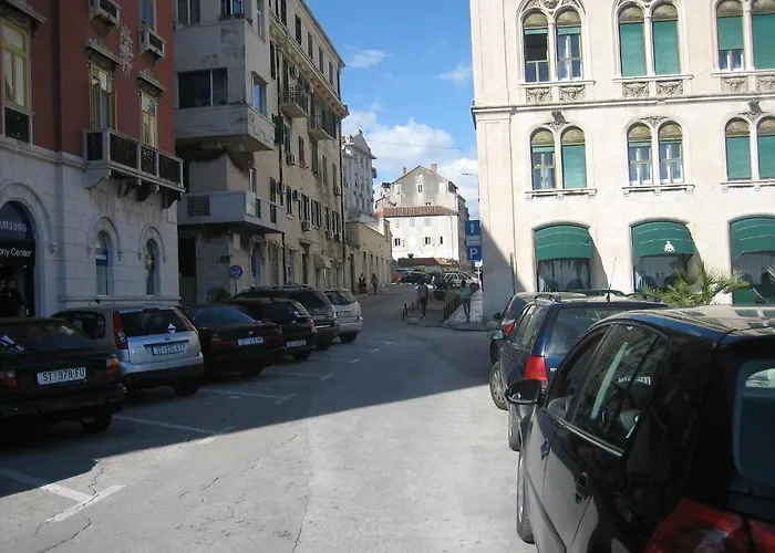 斯普利特中央旅馆 3*